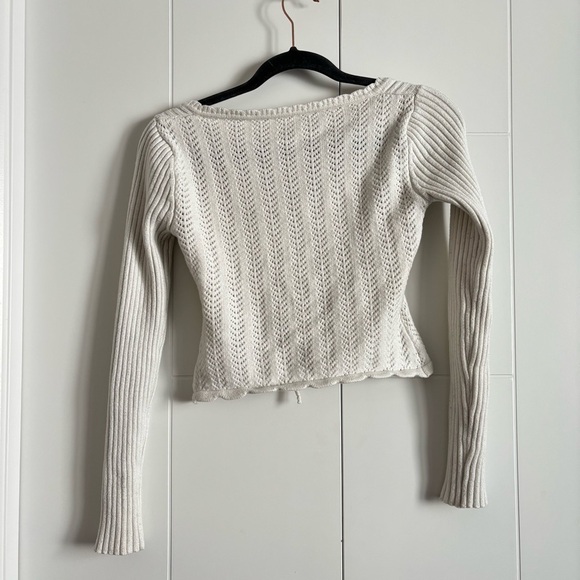 V neck Scallop Tie Front Cream Knit Top - Picture 5 of 5